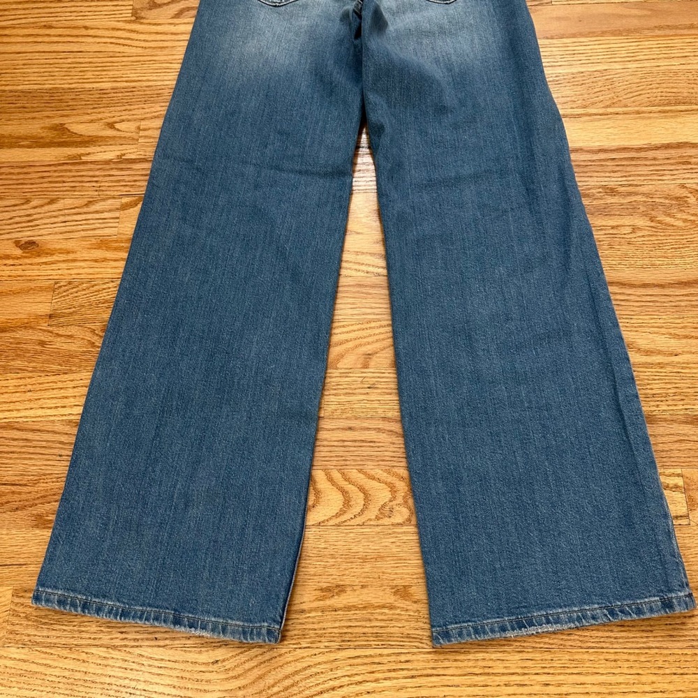 Banana Republic Icon Classic High Wide
Leg Jeans Medium Wash Size 26 - Picture 11 of 13